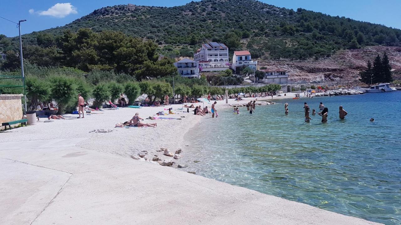 Apartman Relax Apartman Marina Kültér fotó